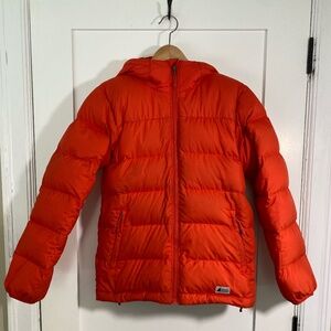 Mountain Equipment Company orange puffer jacket with hood; size Youth 12